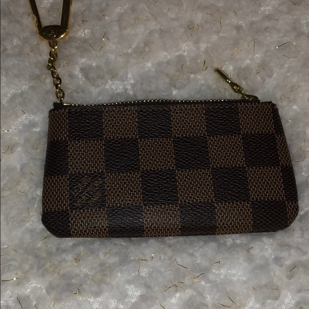 LV KEY POUCH